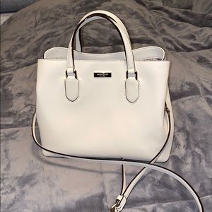 Medium size Kate Spade handbag